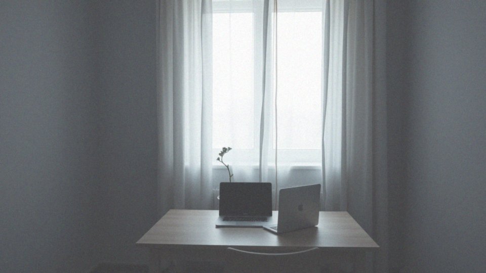 Jak overthinking jest związane z zaburzeniami psychicznymi?