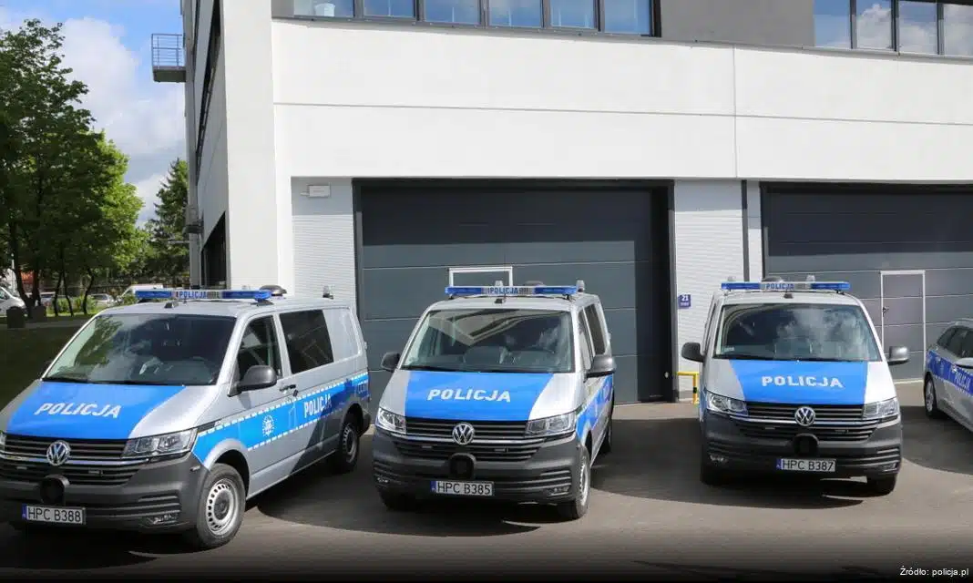 Pomorscy Policjanci Kontrolują Prędkość na Drogach